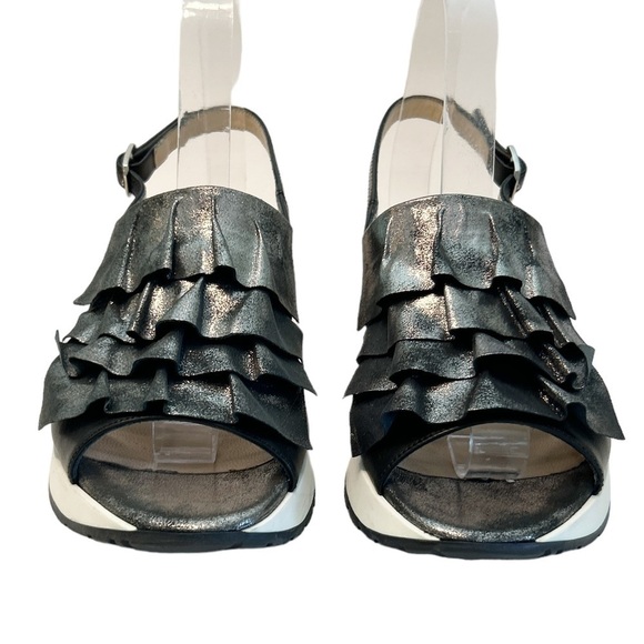 Michele Lopriore Milano Silver Ruffle Black Leather Sandals Platform US 6.5 - Picture 2 of 7